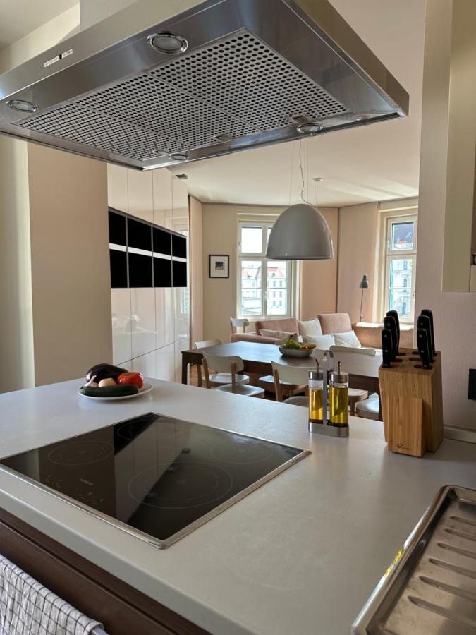 Triple Bridge Ljubljana Apartment ภายนอก รูปภาพ