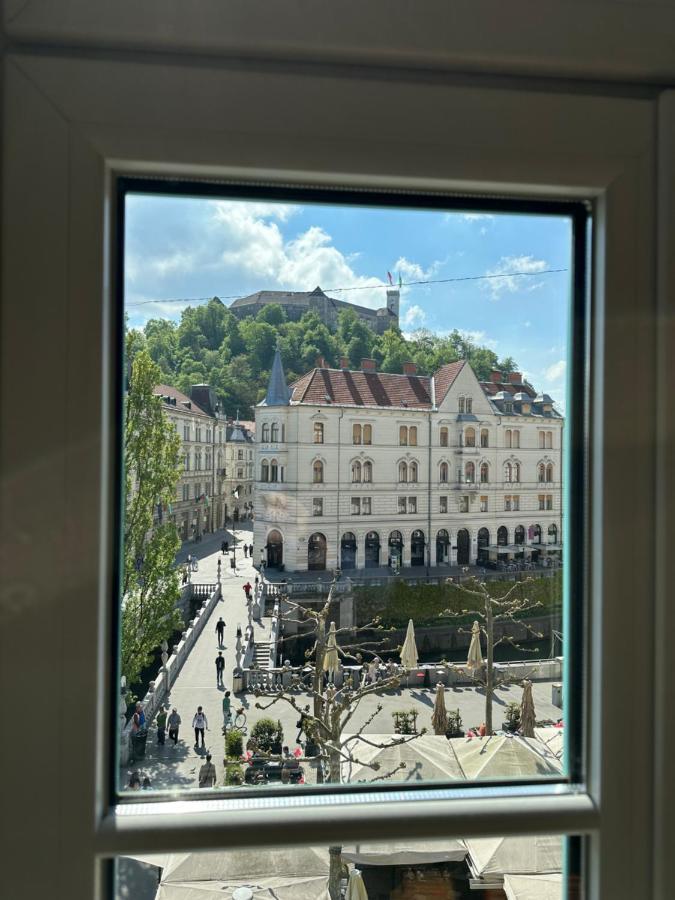 Triple Bridge Ljubljana Apartment ภายนอก รูปภาพ