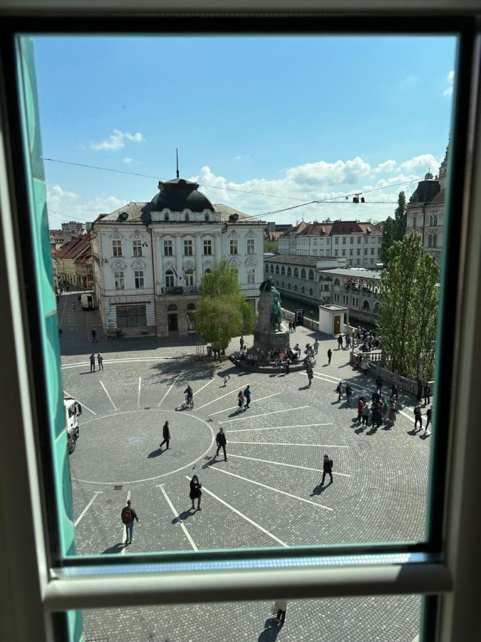 Triple Bridge Ljubljana Apartment ภายนอก รูปภาพ