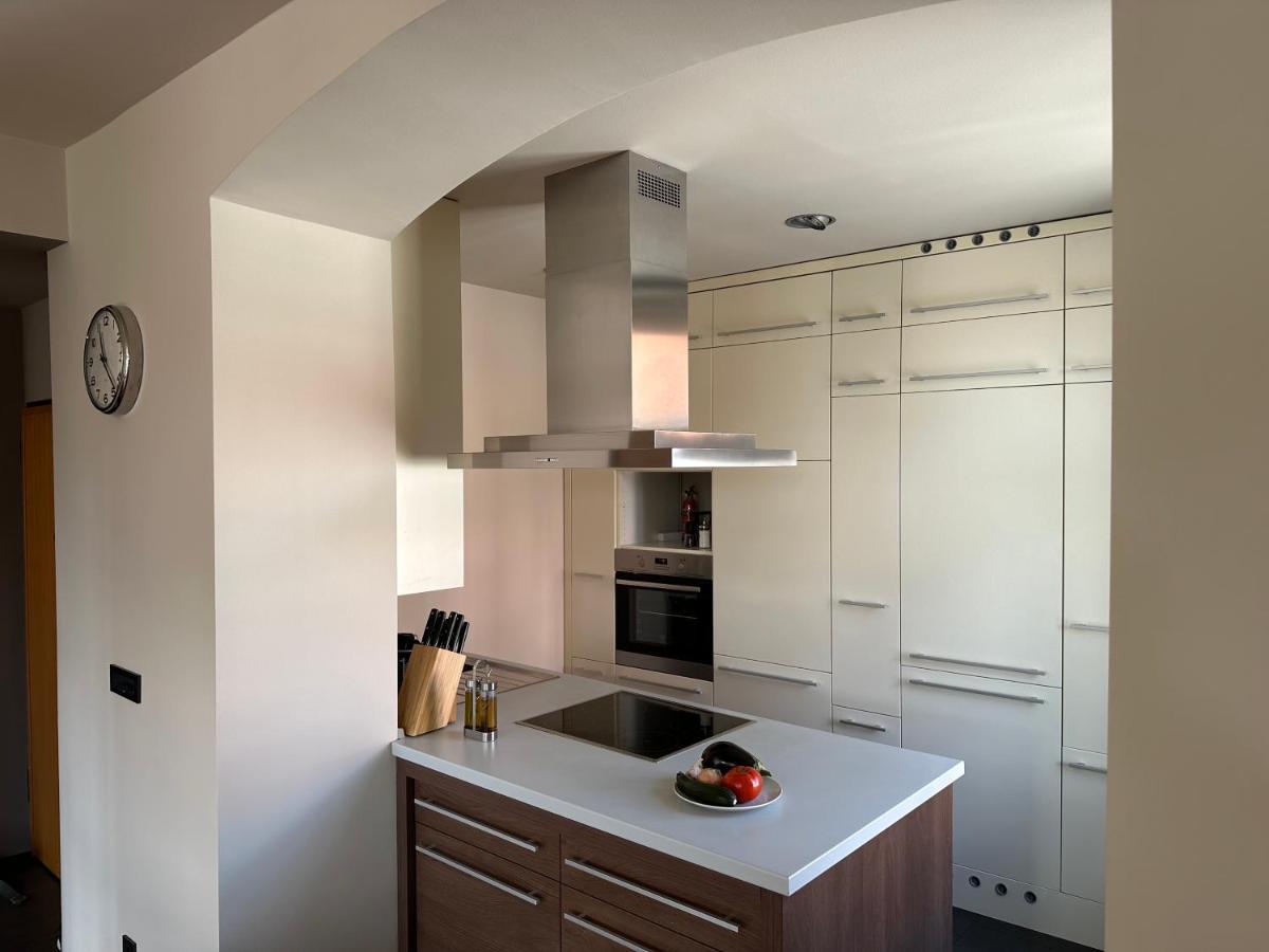 Triple Bridge Ljubljana Apartment ภายนอก รูปภาพ