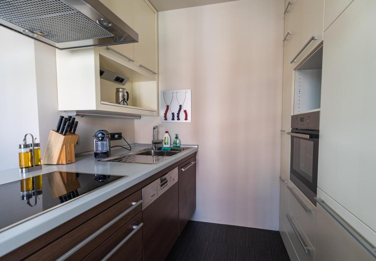 Triple Bridge Ljubljana Apartment ภายนอก รูปภาพ