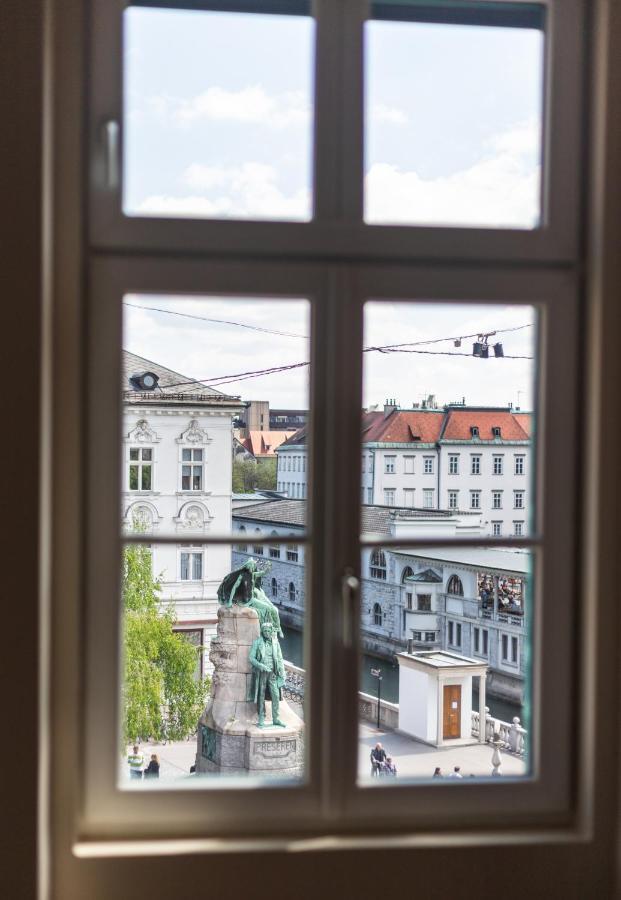 Triple Bridge Ljubljana Apartment ภายนอก รูปภาพ