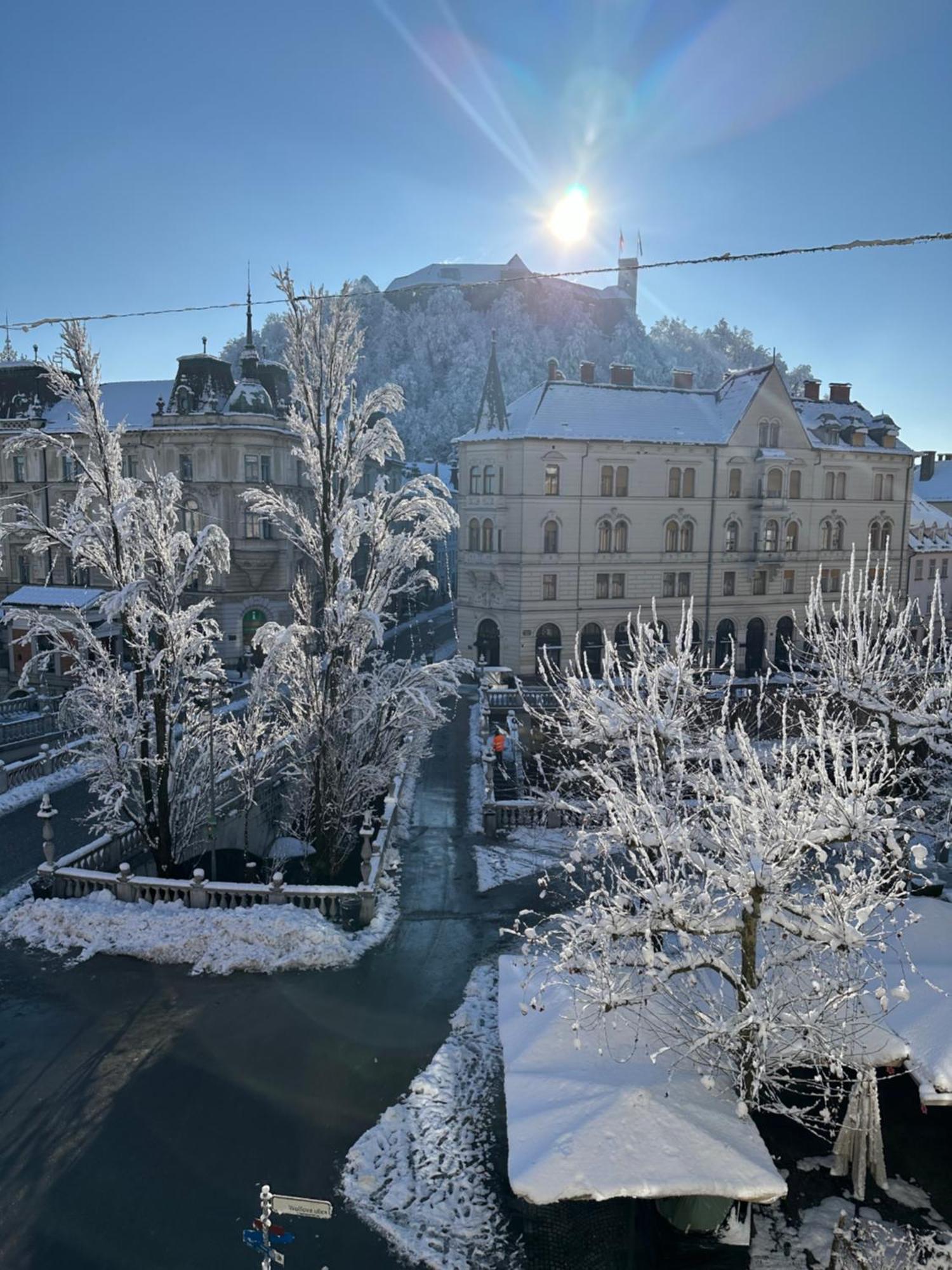 Triple Bridge Ljubljana Apartment ภายนอก รูปภาพ